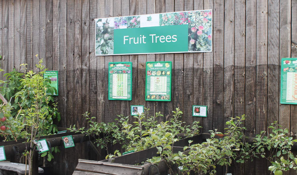 Garden centre signs by Print 2 Media
